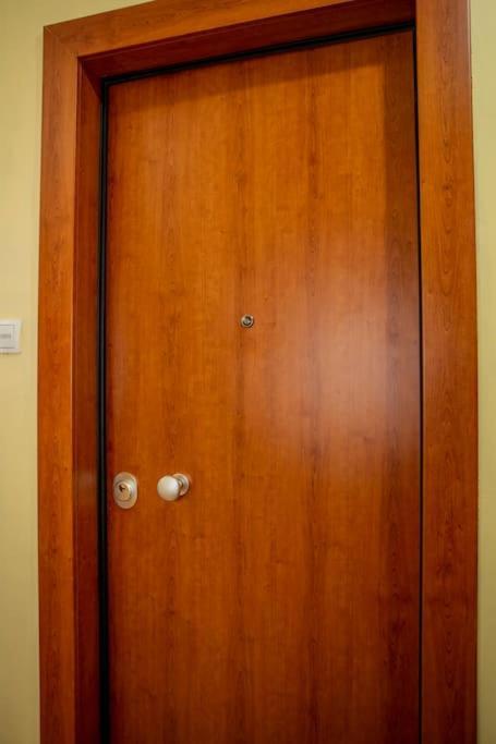 Studio Apartment With All Amenities In Kolonaki Atenas Exterior foto